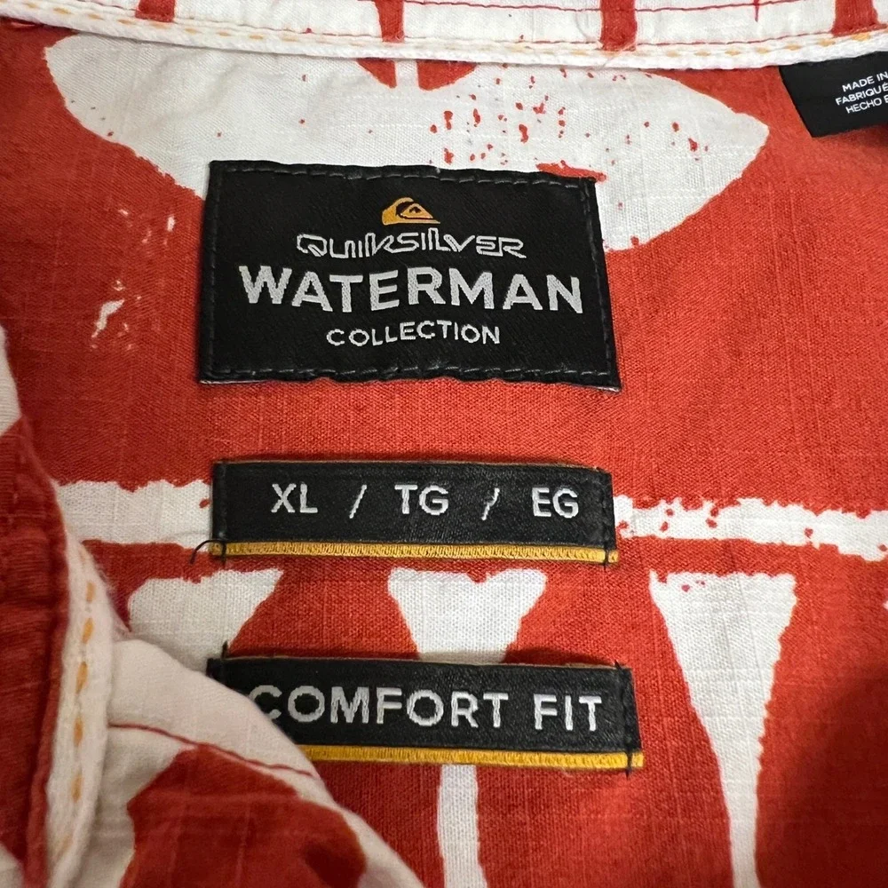 Quiksilver Hawaiian Shirt‎ Men's XL Red White Aloha Comfort Fit Button Up